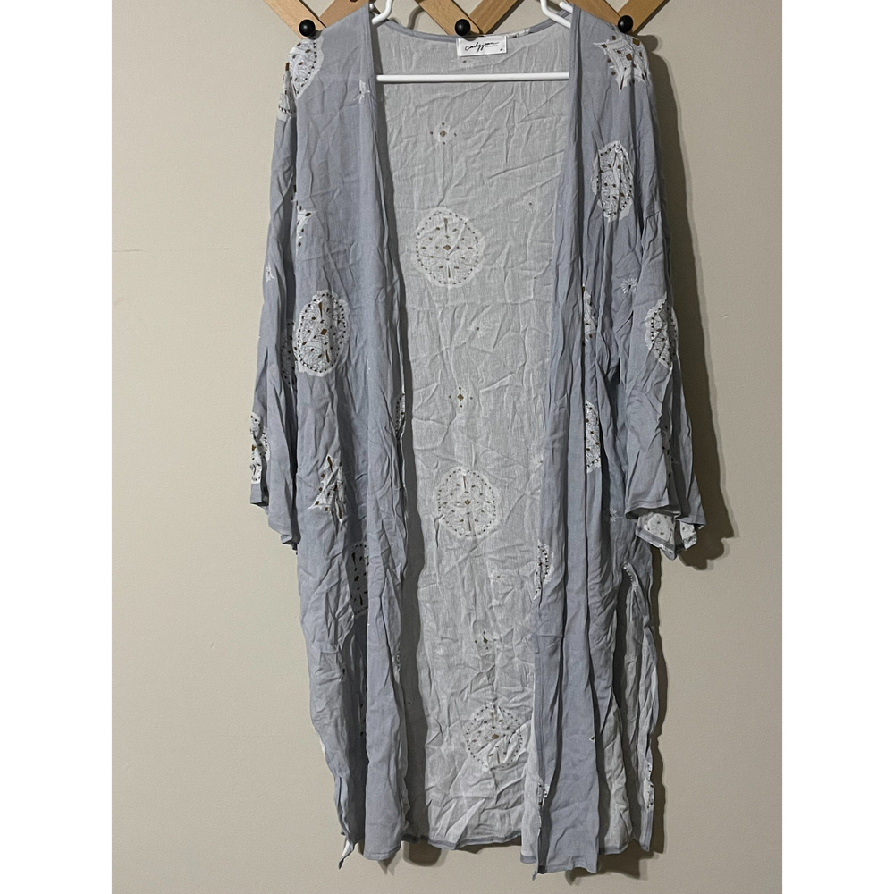 CARLY JEAN LOS ANGELES Kimono - Size Medium